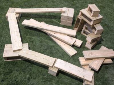 30 Piece Set Blocks and Beams